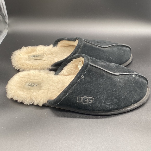 Ugg Scuff Black  Slippers - Men's size 12 - Picture 2 of 7